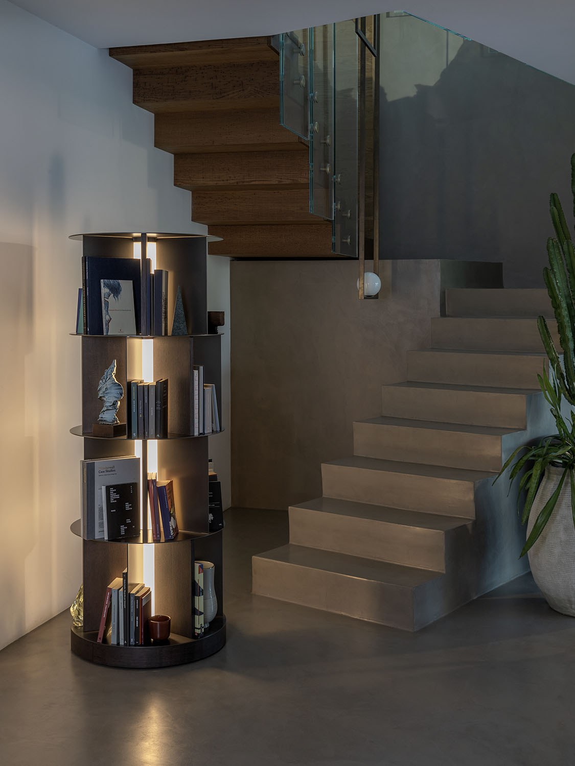 Babele revolving bookcase - Flou