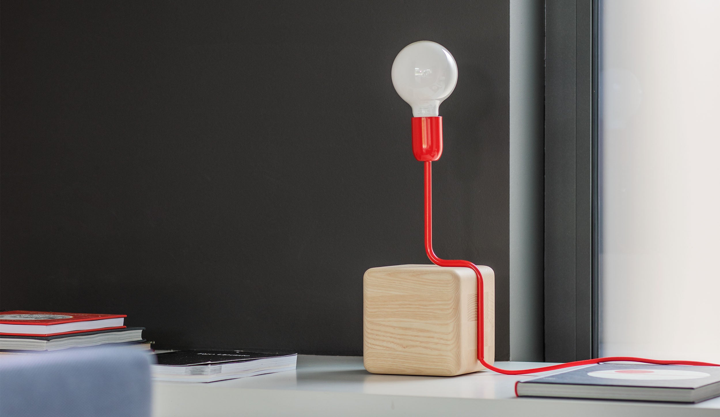 Red thread lamp - Flou 