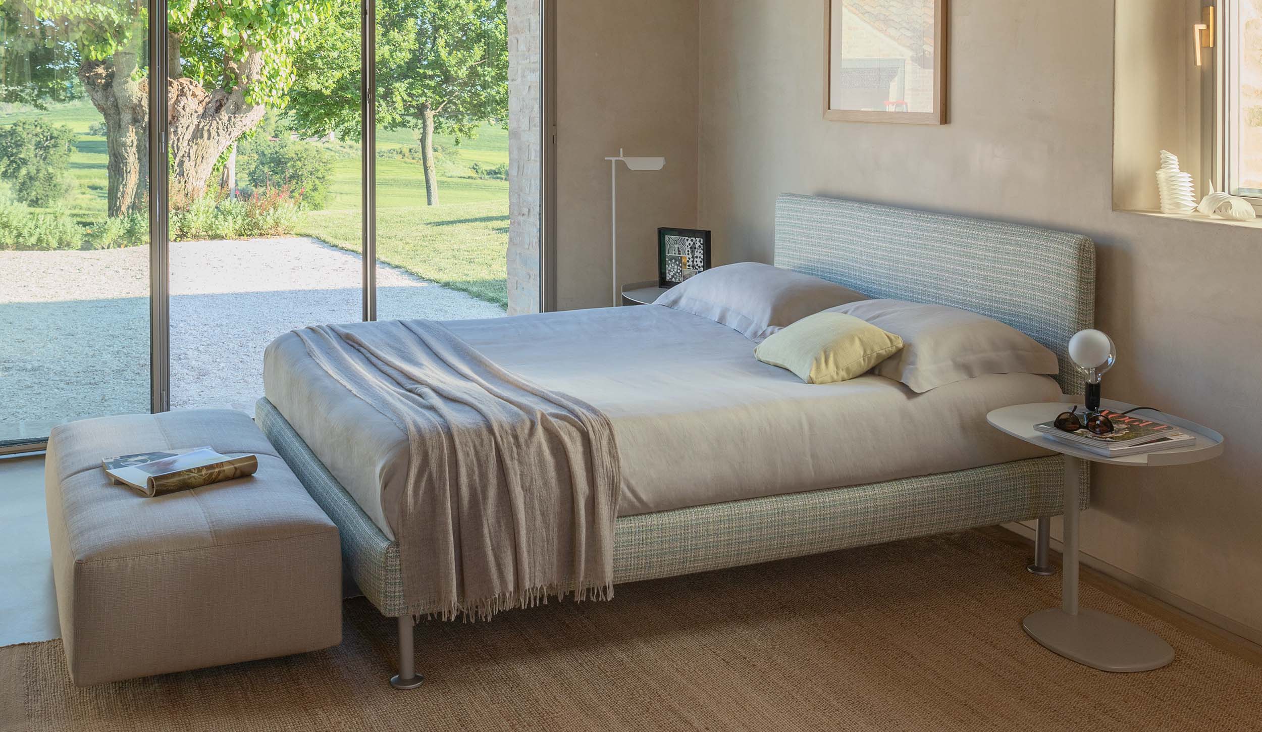 Double Night Bed - Flou